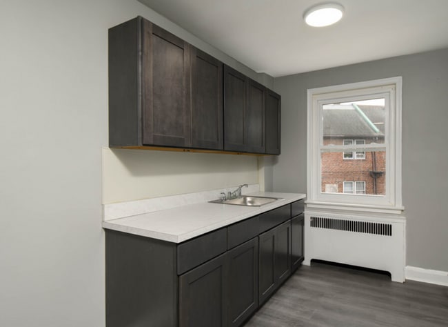 Interior Photo - Oxford Gardens Apartments