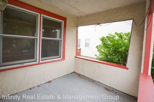 Building Photo - 3 br, 2 bath House - 1240 1st St NW