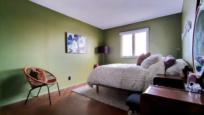 Photo du bâtiment - 158A McArthur Avenue - 1002