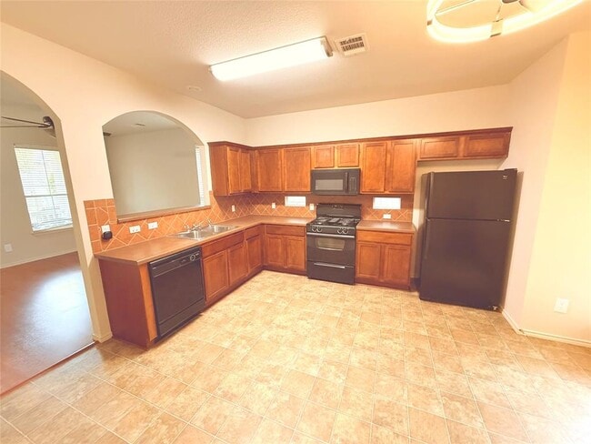 Building Photo - 8508 Brock Cir