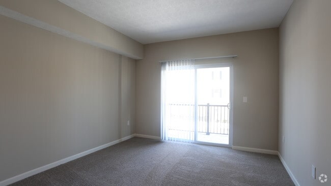 Living Room - 2BR, 2BA - 965 SF - The Jefferson - Brook Lane Apartments