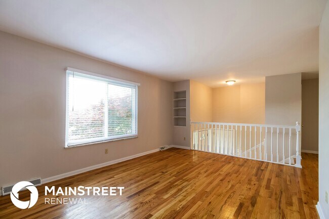 Foto del edificio - 1848 Tamarack Cir N