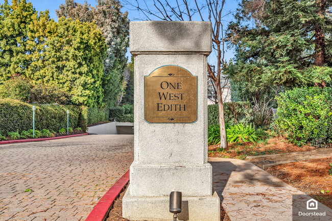 Foto del edificio - 1 W Edith Ave