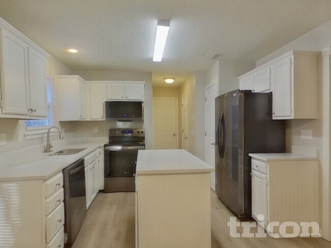 Foto del edificio - 3223 Harris Mill Ln