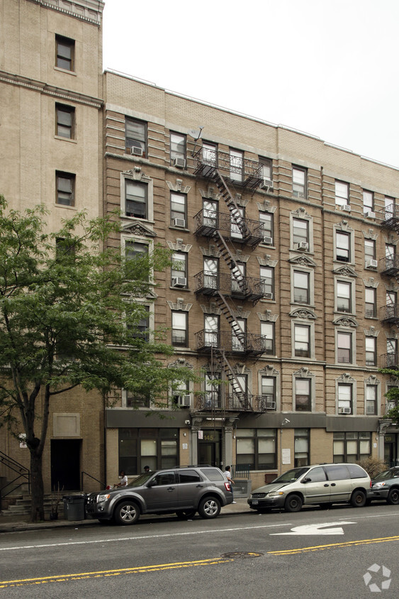 Foto del edificio - West 135th Street Apartments