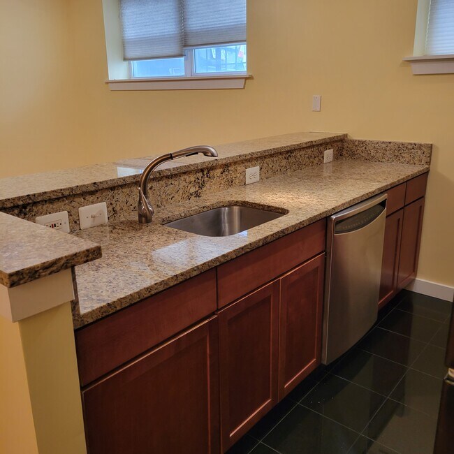 Foto del edificio - 2656 15th St NW