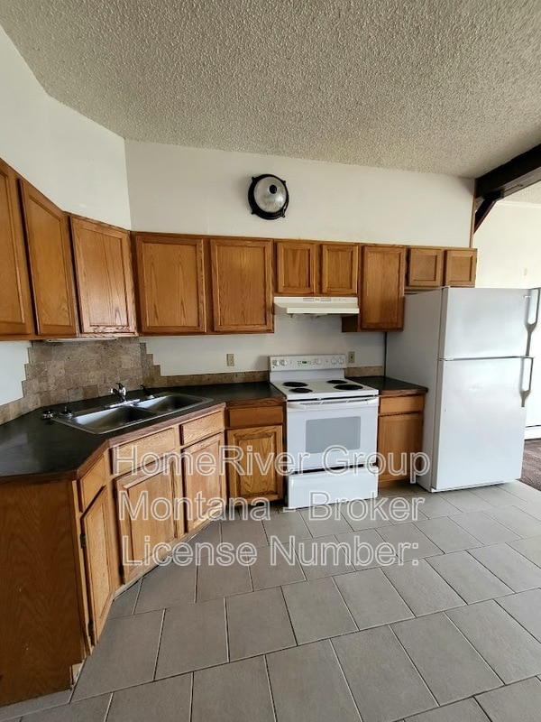 Foto del edificio - 532 S 3rd St W