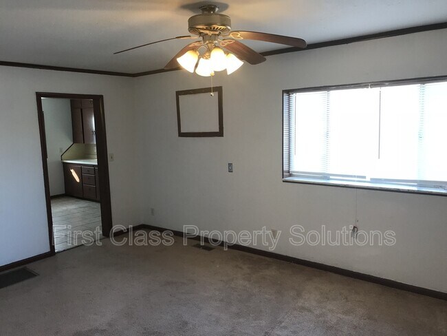 Foto del edificio - 704 S Hadden Ave