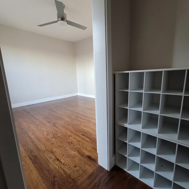 Foto del edificio - 2638 23rd St