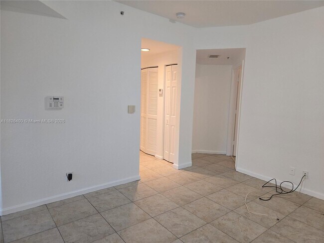 Foto del edificio - 1771 NE 6th St