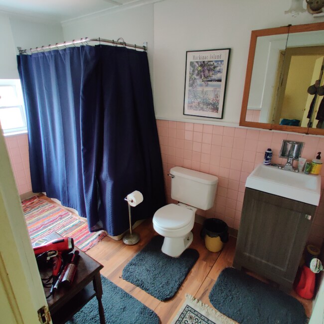 Foto del edificio - 123 Laurel Ave