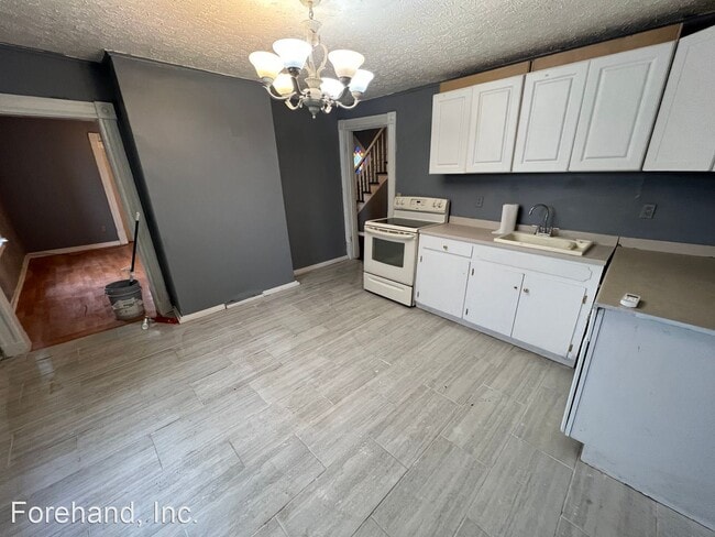 Building Photo - 3 br, 2 bath House - 1113 18th St.