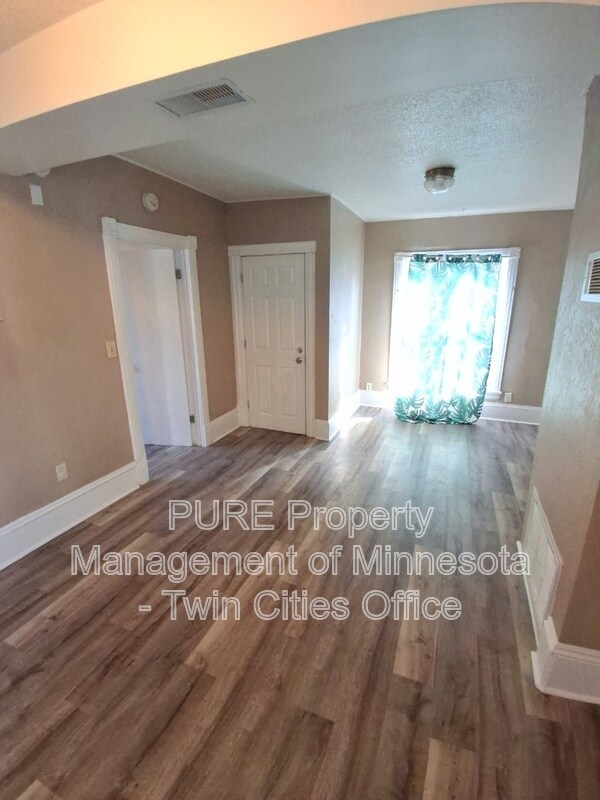 Foto del edificio - 2632 Grand St NE