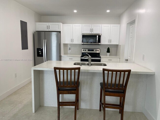 Foto del edificio - 14720 SW 103rd Ave