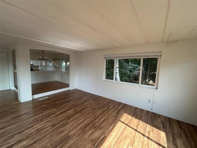 Building Photo - 3667 Waldron Dr