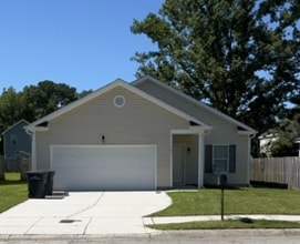 Building Photo - 115 Sanders St
