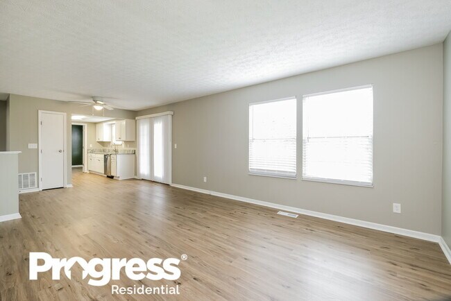 Building Photo - 3288 Parkbrook Dr