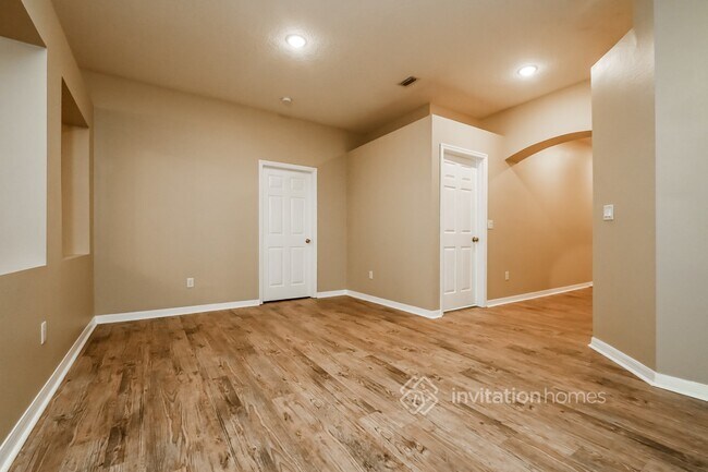 Foto del edificio - 1527 Emerald Hill Way