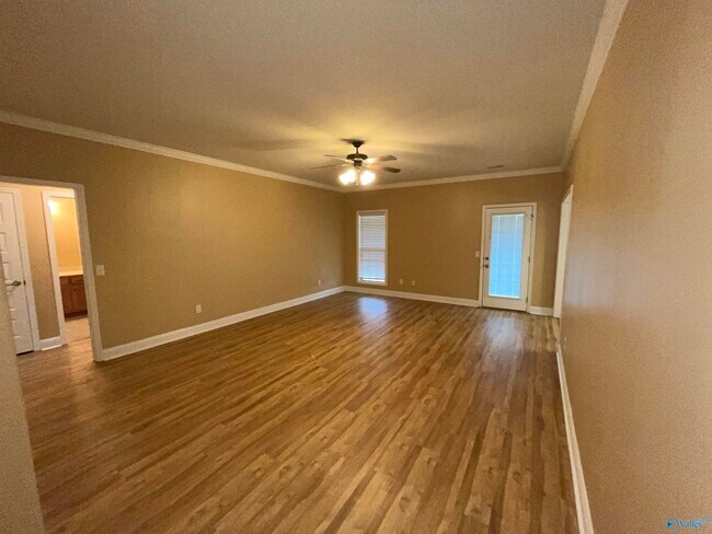 Building Photo - 120 Lexi Ln