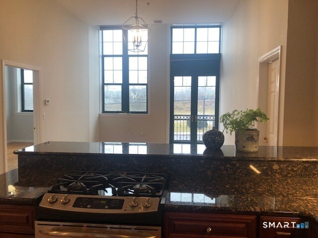 Foto del edificio - 1 Indian Neck Ave