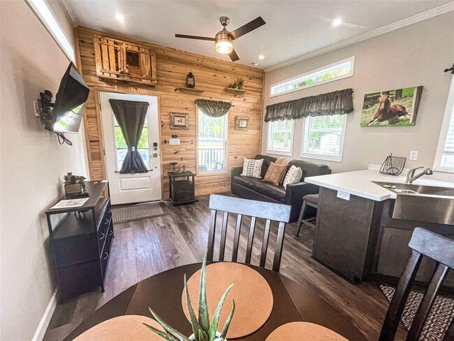 Foto del edificio - 107 Long Hammock Dr