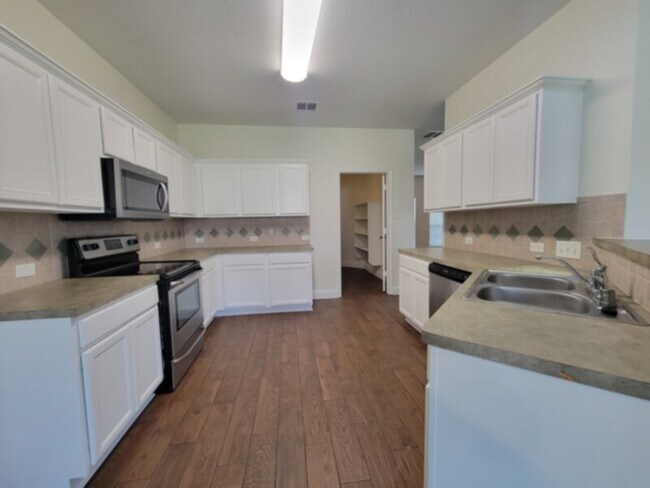 Foto del edificio - TRAVIS RANCH - 4 BEDROOM IN FORNEY