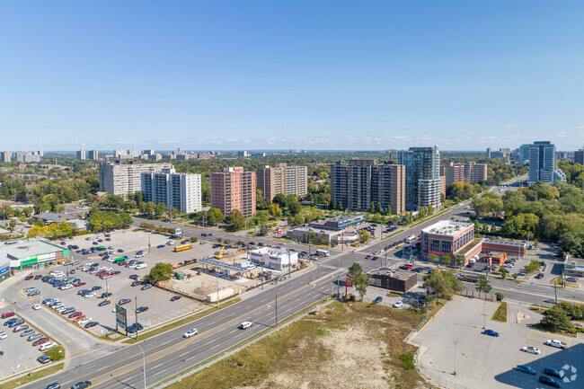 Photo du bâtiment - Sheppard Victoria Park