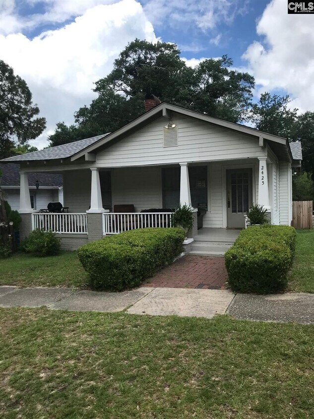 Primary Photo - 2425 Cypress St