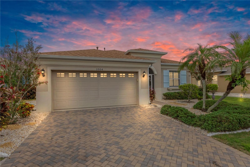 Photo - 1004 Regal Manor Way (Sun City Center, FL)