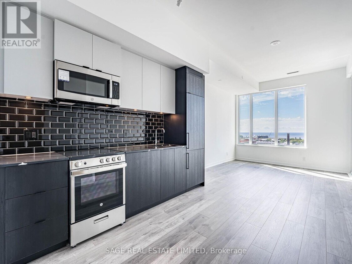 Photo principale - 285-1285 Dufferin St