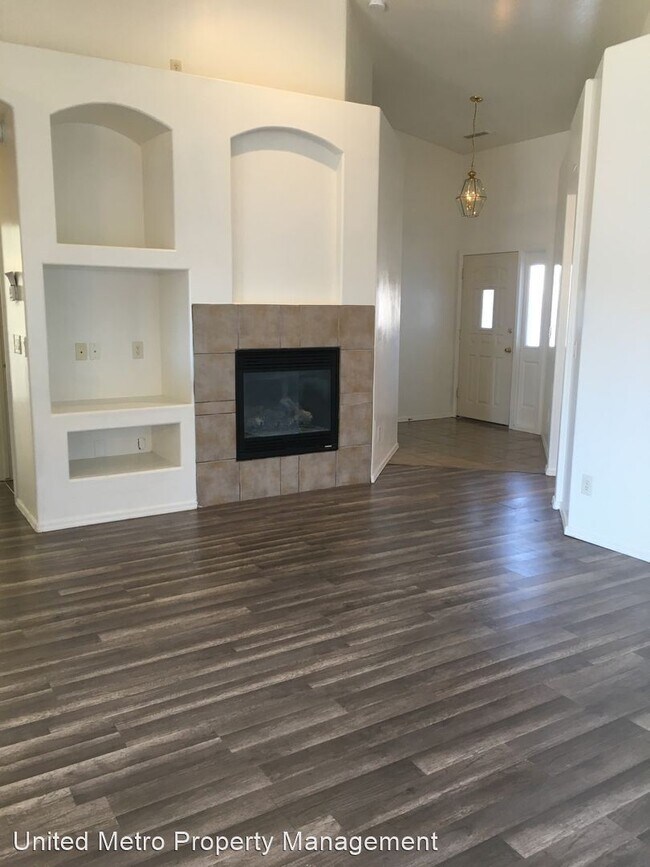 Foto del edificio - 3 br, 2 bath House - 6913 E. Lemon Tree Drive