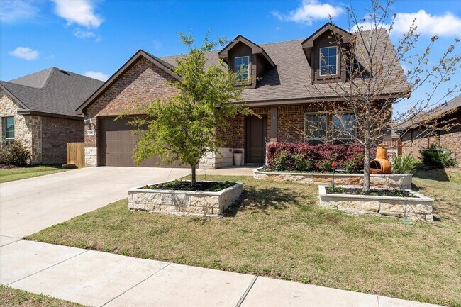 Foto del edificio - 137 Red Hickory Dr