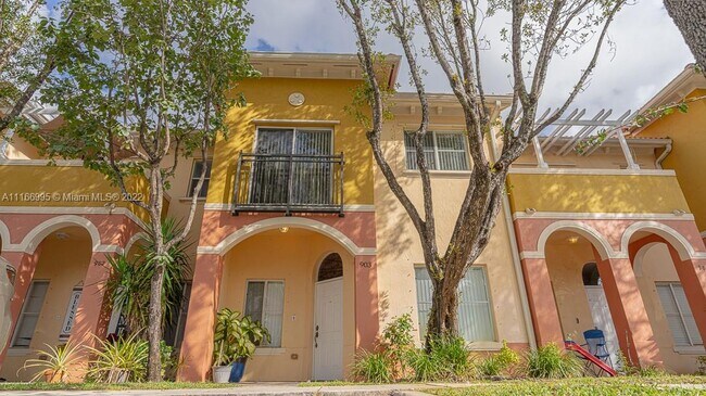 Building Photo - 903 N Santa Catalina Cir   North Lauderdal...