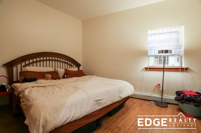 Foto del edificio - 145 Highland St