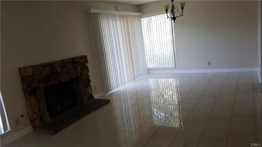 Foto del edificio - 1421 Blossom Cir