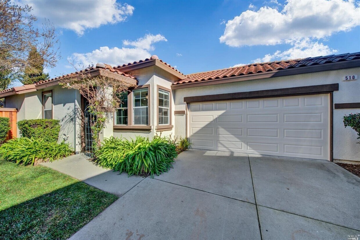 Foto principal - 510 Harvest Spring Ct