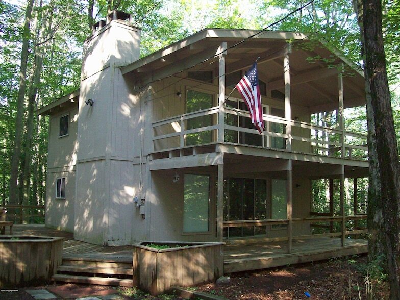 Primary Photo - 1109 Naomi Pines Dr