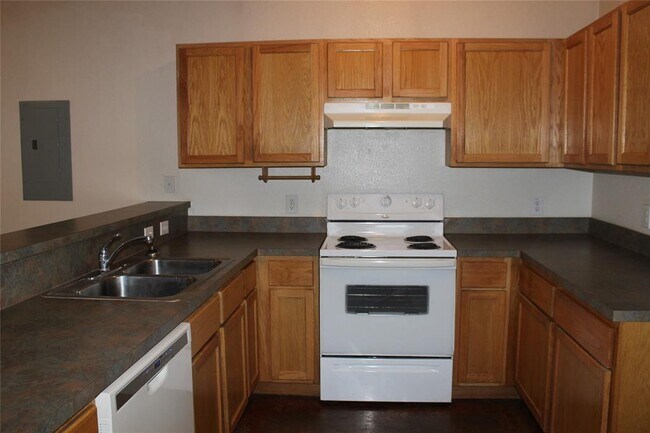 Building Photo - 253 Baughman Hill Rd