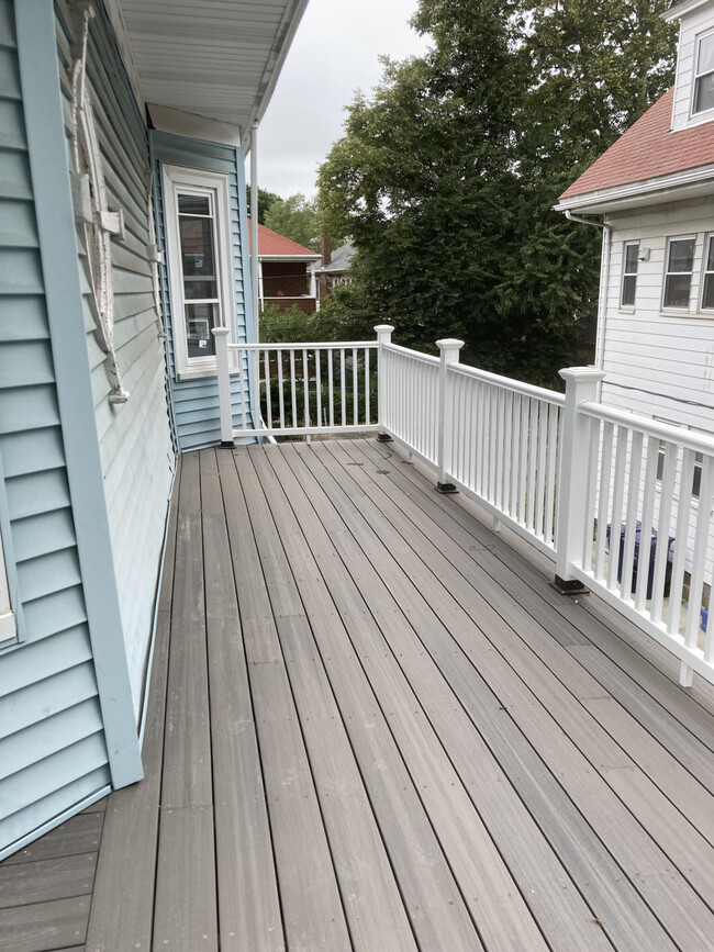 Building Photo - 148 Washington St