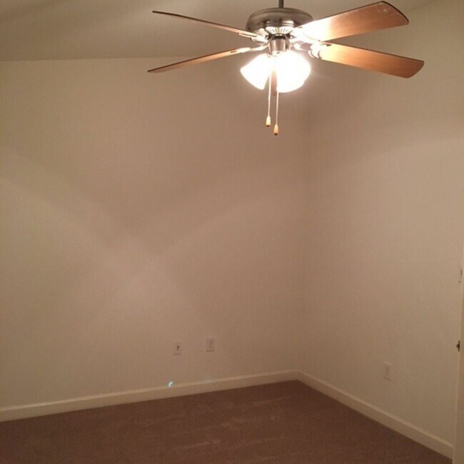 Foto del edificio - 855SF 1BR 1.5BA  Condo