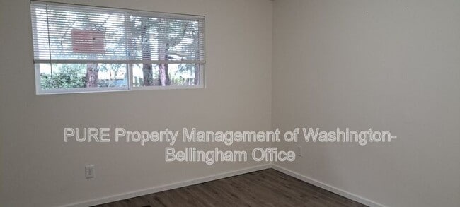 Building Photo - 430 N 21st St