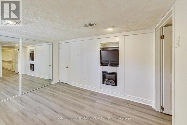 Building Photo - 40 Tiago Ave