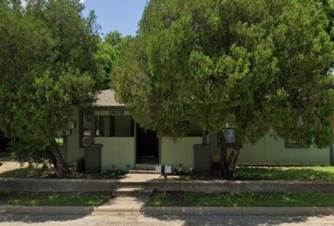 Building Photo - 1409 Beaver St