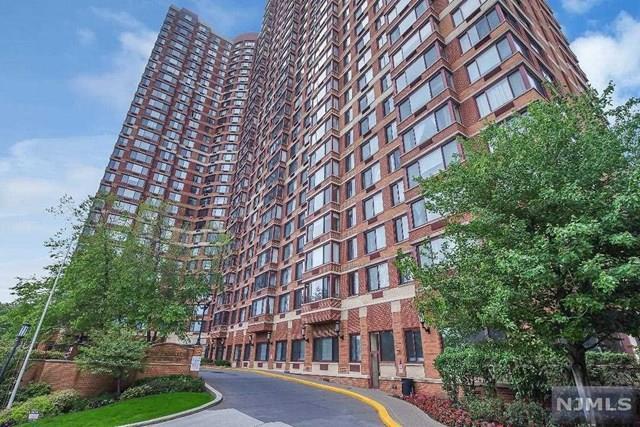 Foto principal - 100 Old Palisade Rd