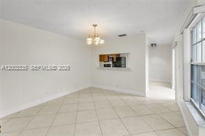 Foto del edificio - 11163 Chandler Dr