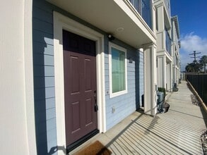 Building Photo - 521 Sandpiper Wy