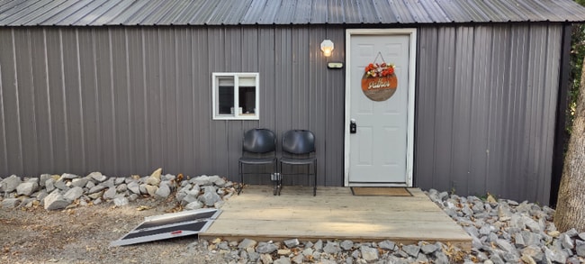 Building Photo - 1561 KY-55