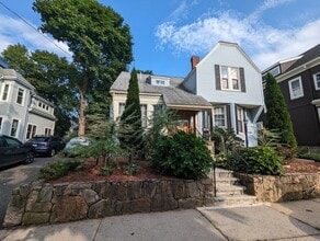 Building Photo - 52 Quincy St
