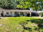 Foto principal - 2/1 DUPLEX LOCATED IN LEESBURG
