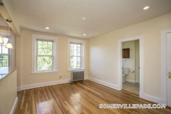 Foto del edificio - 136 Highland Ave